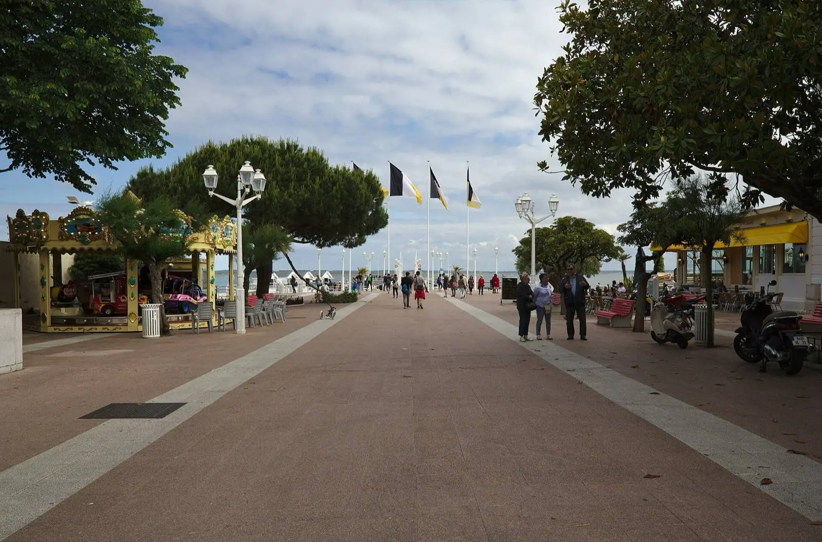La jetée Thiers et la promenade du front de mer d'Arcachon