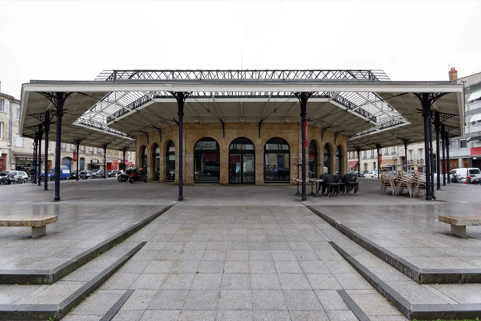 La halle des Chartrons à Bordeaux